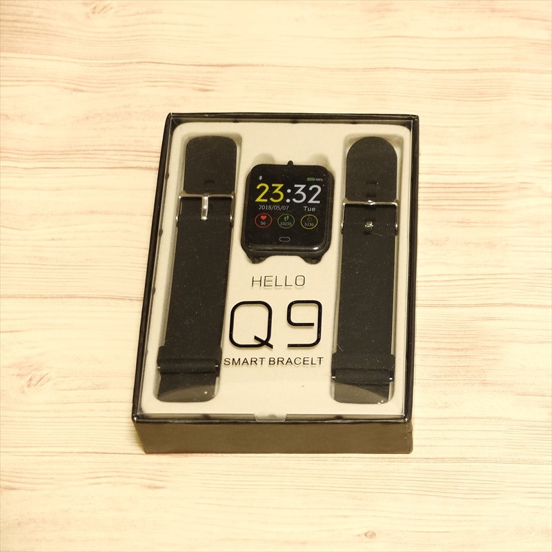 AppleWatchライクなスマートウォッチQ9の実機Review