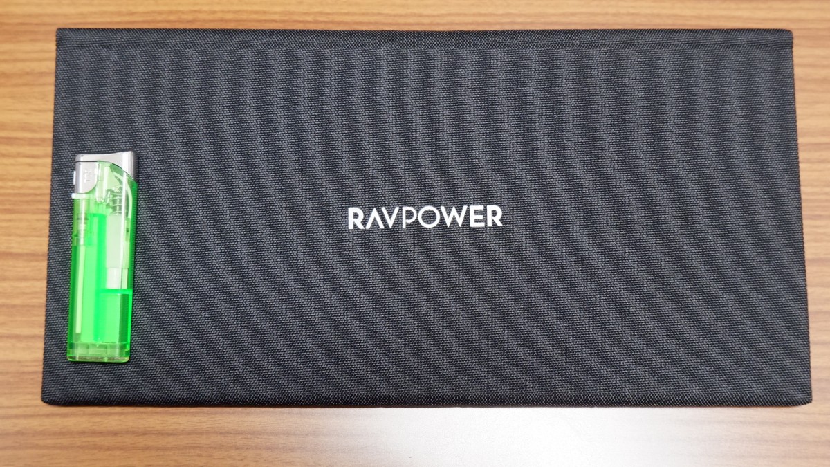 RAVPower RP-PC118の表面